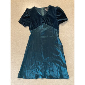 Girl's Sz 14 Dress Sweet Soda Green Velvet Shiny Holiday Christmas Vintage USA